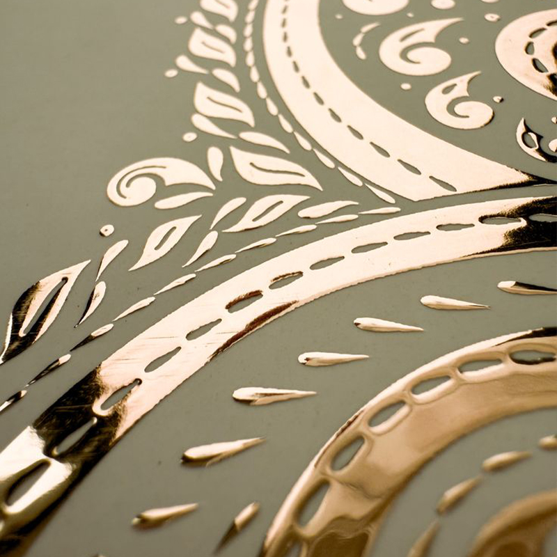 Hot stamping varnish UV printing